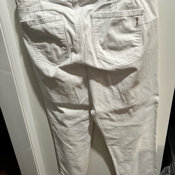 New washed once Vintage America White jeans. - Picture 7 of 7